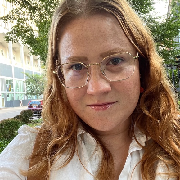 Meet your Posher, Jennifer - Picture 7 of 8